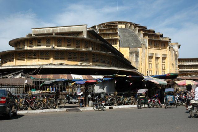 centralemarkthalphnompenh.jpg