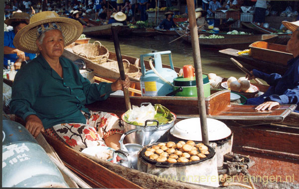 Damnoen drijvende markt 005