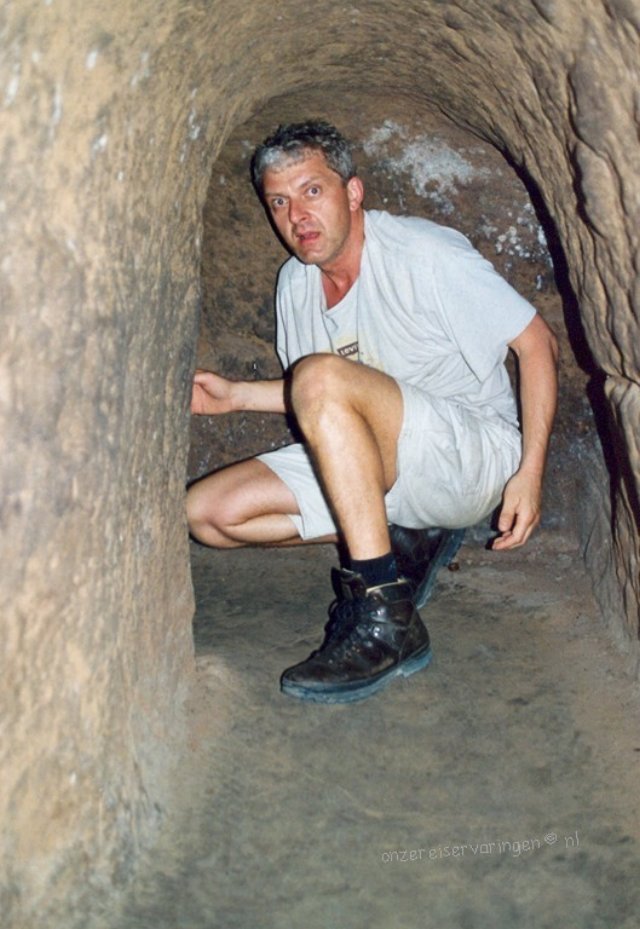 cuchitunnels.jpg